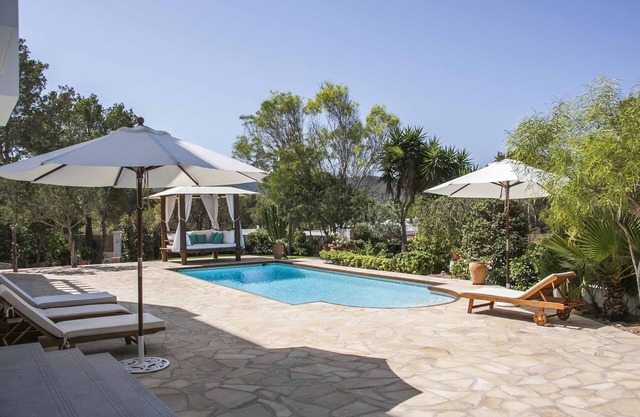 Brand new luxury villa with seaview and walking distance of cala tarida