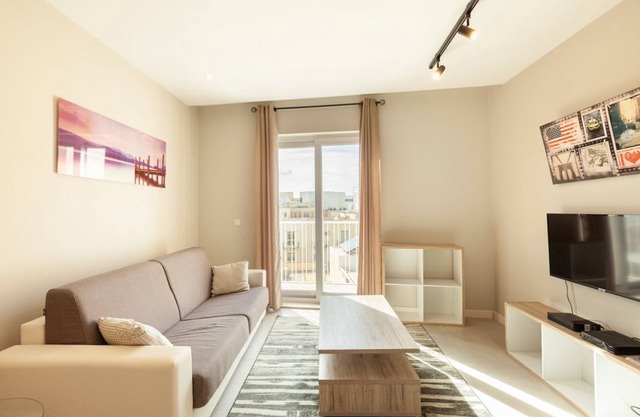 Brand new 1 Br in central Malta-Hosted by