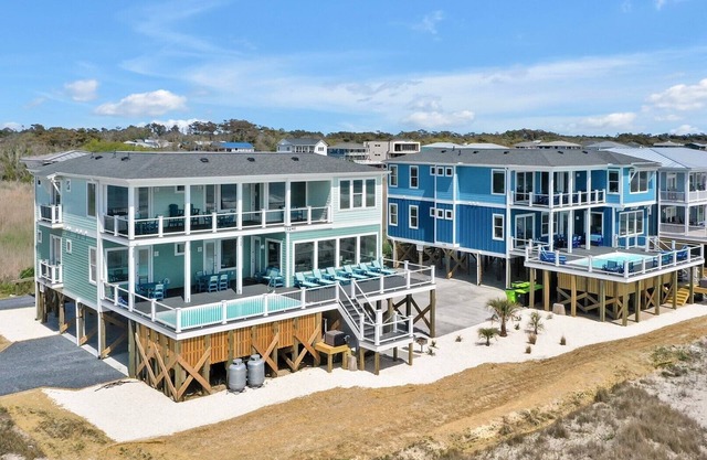 Brand New 12 Bedroom,Oceanfront Home-Walk to Restaurants,Stores,Entertainment