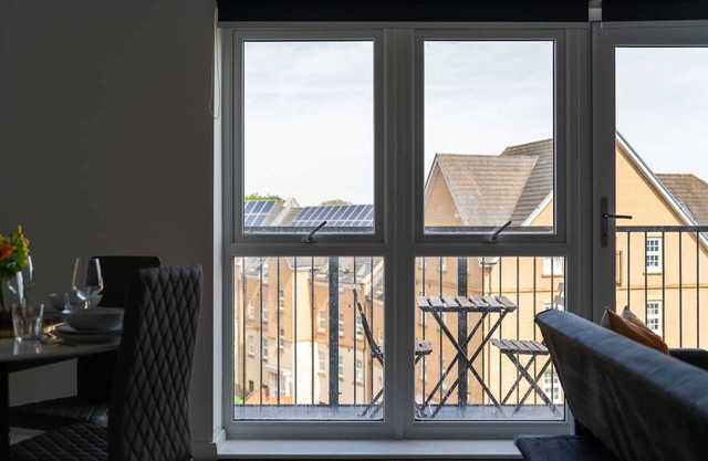 Brand New 2 Bed, 2 Bath Apartment in Luton 44