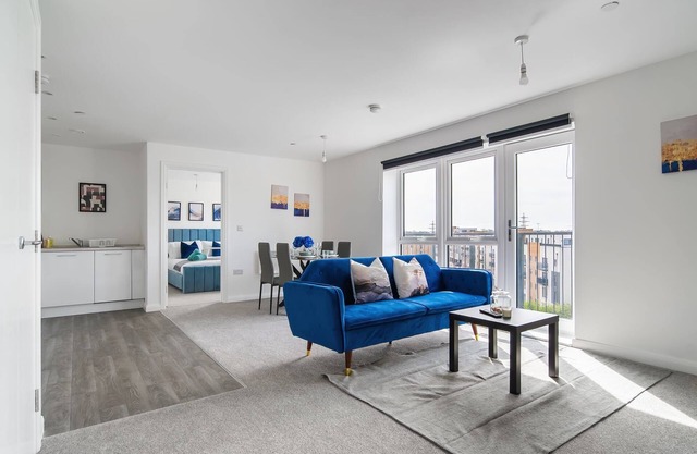 Brand New 2 Bed, 2 Bath Apartment in Luton 42
