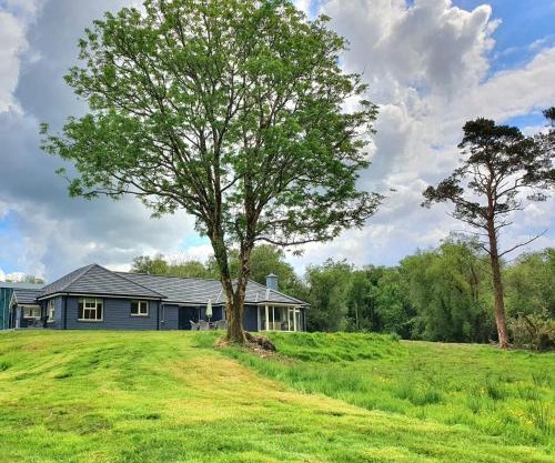 Brand new 2 bedroom home overlooking Kenmare Bay Estuary