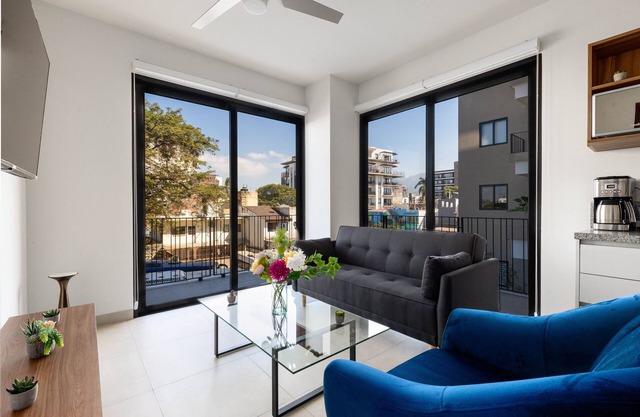 Brand new 2BD condo in Versalles & awesome Rooftop 2BD Condo for rent in Versall