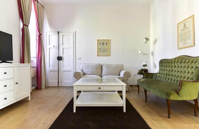Brand New Apartment in the Main square, Poggio Mirteto