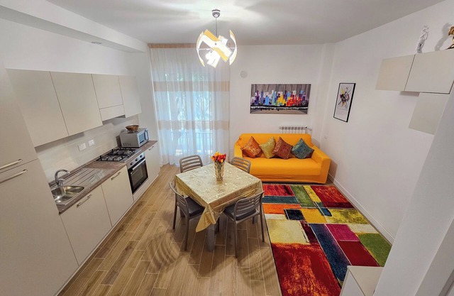 Brand New Apartment in Florence 10-minute streetcar ride to the city center & airport