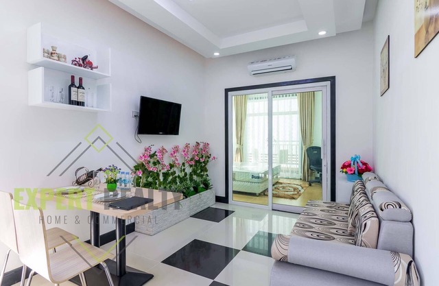 Brand new apartment in the center of town