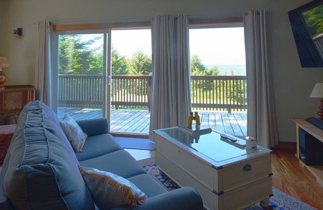 Brand New Cedar Oceanfront Housewith most amazing Ocean View