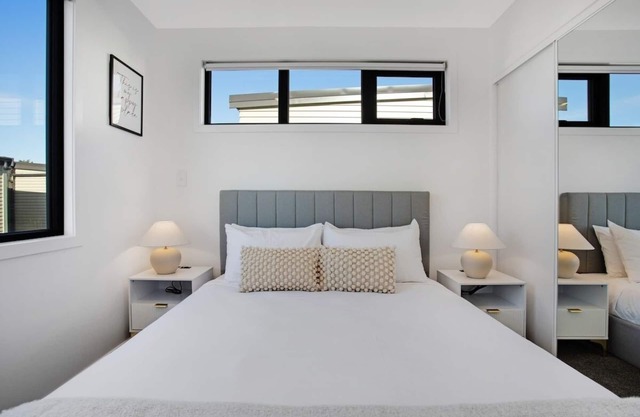 Brand New Family Home | 2BR | 7km to Airport | WiFi