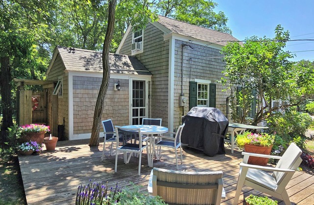 BRAND NEW LISTING! 2BD Cottage-A/C, Screen Porch & Outdoor Shower, Less than 500 ft to Wellfleet Harbor Beach
