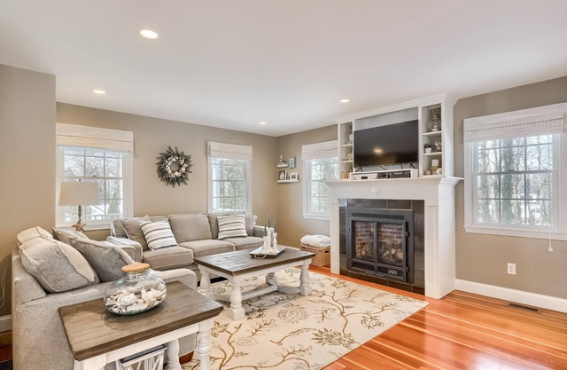 BRAND NEW LISTING! 5BD Home-A/C, Screen Porch, Close to Shining Sea Bikeway