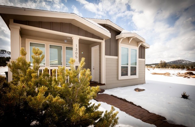 Brand New located in Historical downtown Williams!