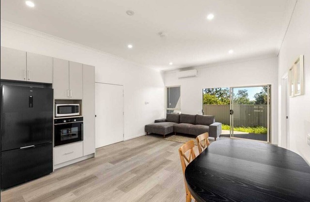 Brand New Luxury 3 bedroom villa/3 ensuite - bathroom/Free Wifi