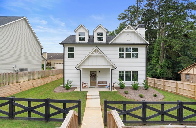 Brand-New Luxury Home Near UGA!