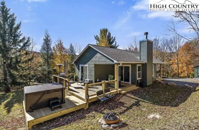 Brand New! Luxury Beech Mountain Cabin minutes from Ski Resort