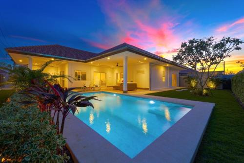 Brand-New Modern 3-Bedroom Villa - MB20
