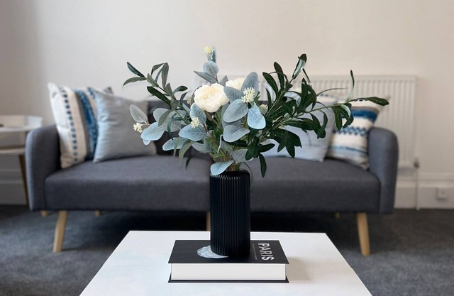 Brand New Stylish Apartment in Central Gloucester