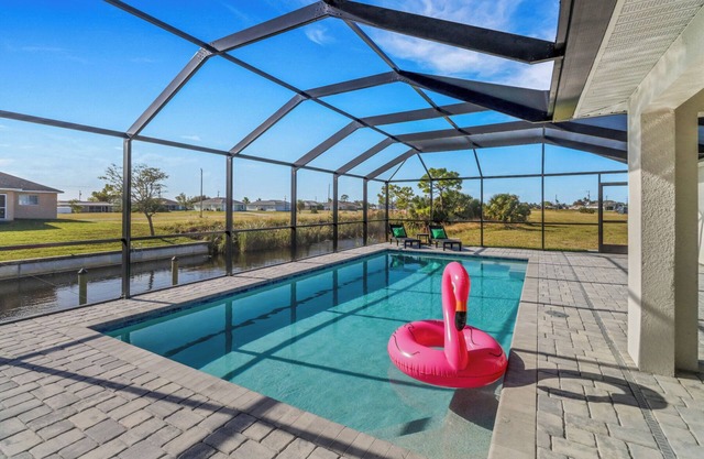 " Brand New Vacation Rental w/Heated Pool"