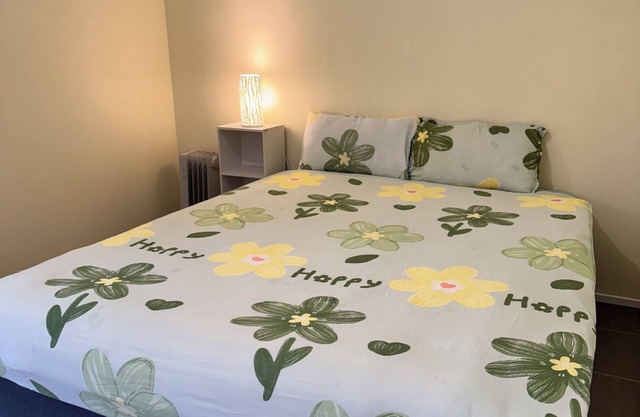 Brandnew bedroom in a beautiful suburb
