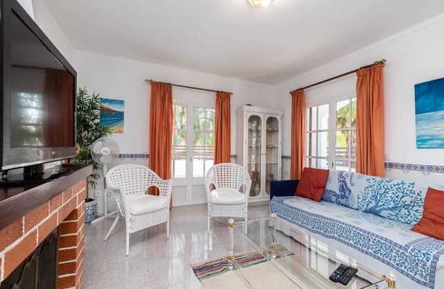 Branle Villa, Wifi, Near Beach