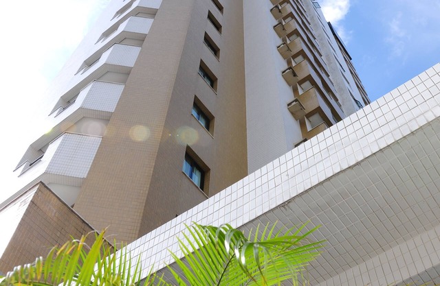 Brasília Santana Gold Flat