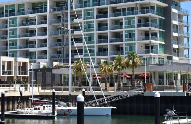 Breakwater Apartment