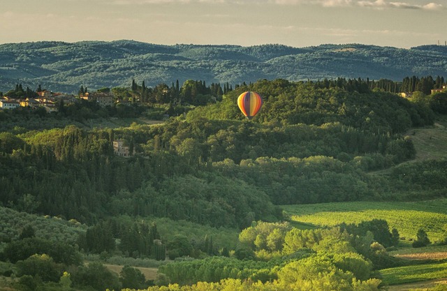 Breathtaking views of the Chianti hills, Tradition, Sustainability and Design
