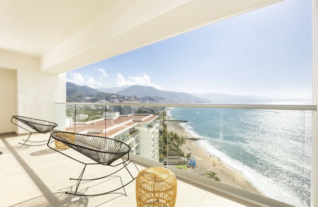 Breathtaking 2BR Oceanfront Paradise with Panoramic Views