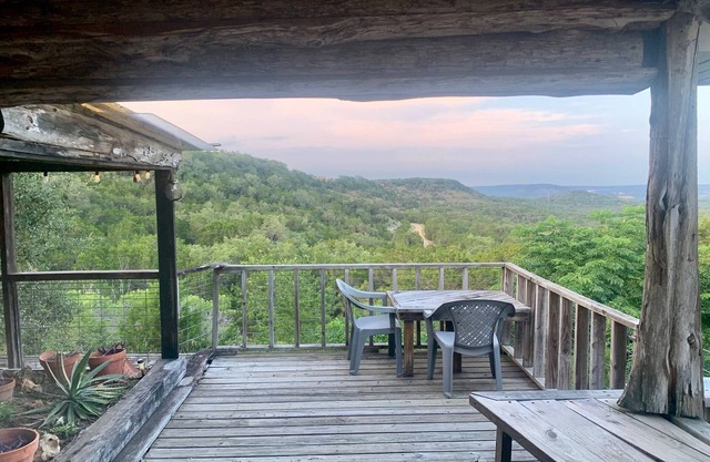 Breathtaking Hill Country Views at La Vista!