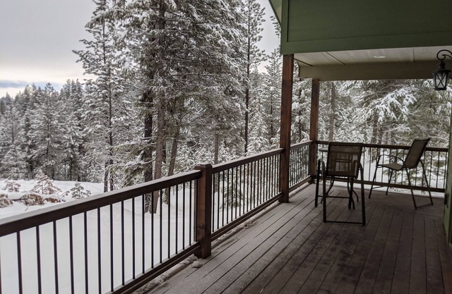 Breathtaking Lodge in New Meadows w/Amazing Views!