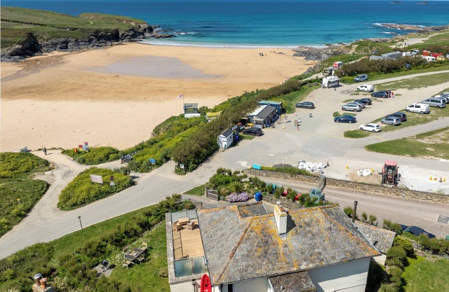 Breathtaking Sea Views - The perfect family home on the beach near Padstow
