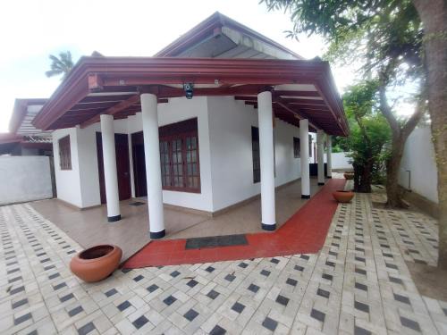Breeze Blows- Solitude Holiday Home