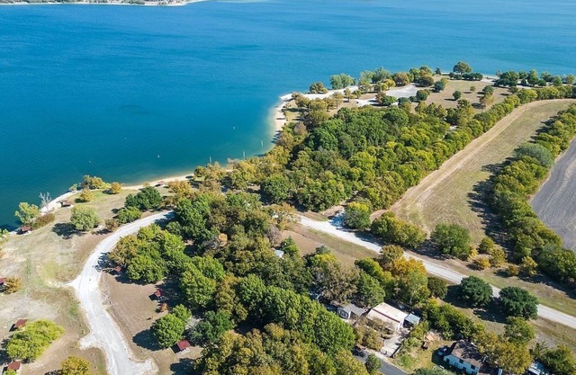 Breezy lake Lavon Cabin