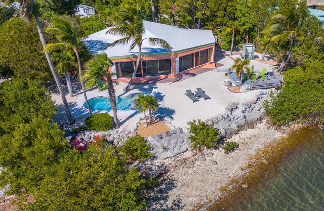 Breezy Palms: Exquisite Open Water Keys Paradise W/Spectacular Views, Dockage, Pool & Dog-Friendly!