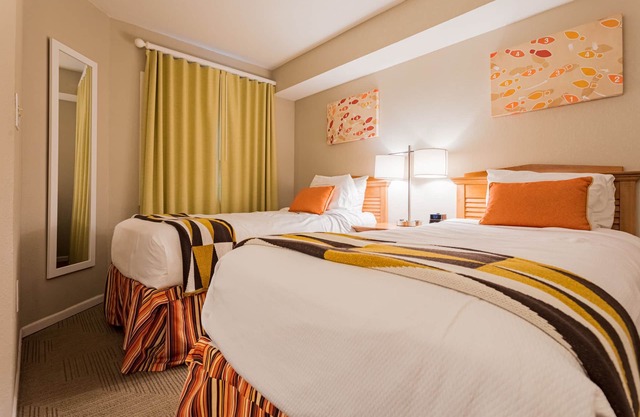 Breezy Shore Crest Vacation Villas I & II, 2 Bedroom Marshview