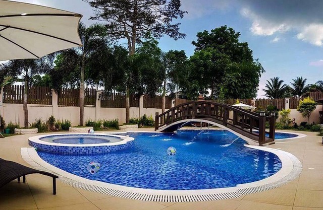 Breezy Tagaytay Vacation House 1