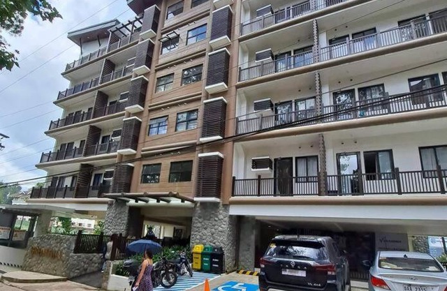 Brenthill Condo Suite