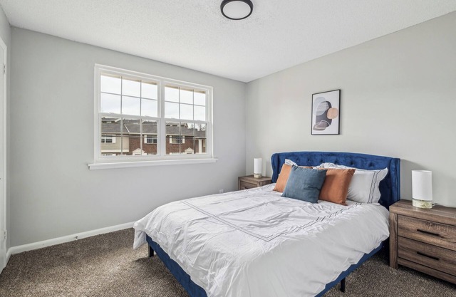 Brentwood U9 I Cozy & Comfy I 2Bd I Free Parking
