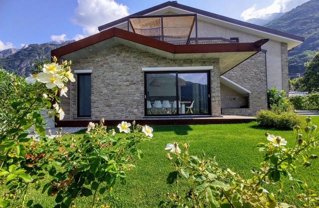 Brezza di Lago by Interhome
