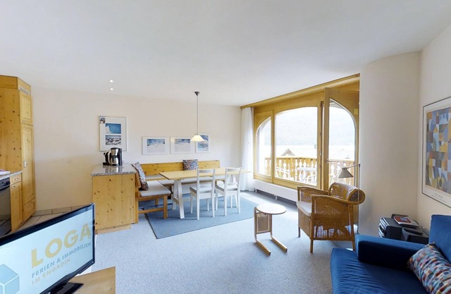 Bright 2½-roomed apartment on the second floor, ca.
