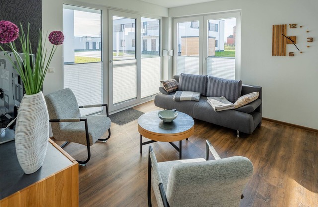 Bright 3-room apartment, 78 square meters, directly on Lake Schwerin.