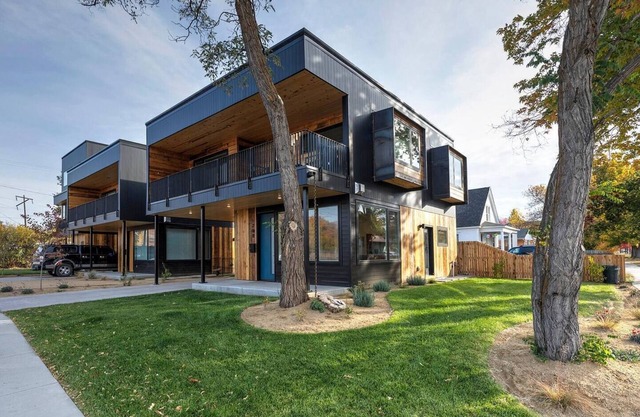 Bright, airy, contemporary home located in central Missoula with mountain views
