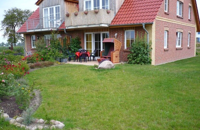 Bright and friendly Apartment, build 2007 with verdancy view
