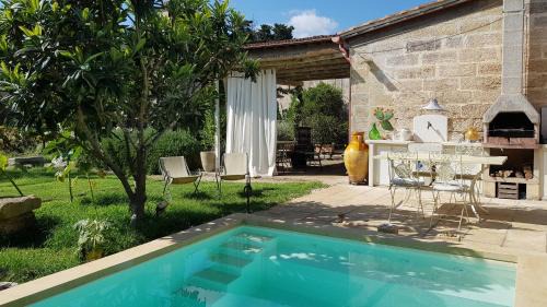 Bright Apartment in Minervino di Lecce with Shared Pool
