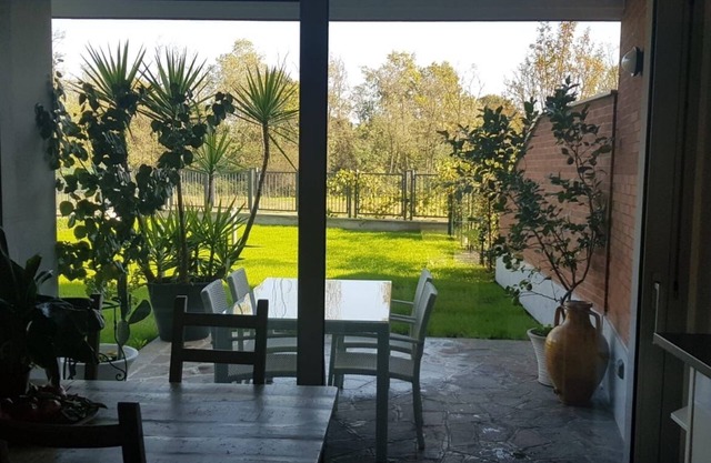 Bright apartment with garden San Bovio [near Linate M4].