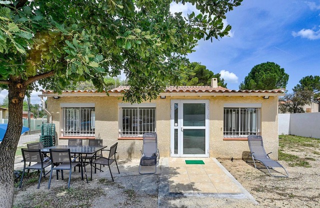 Bright, comfortable cottage in a quiet location.