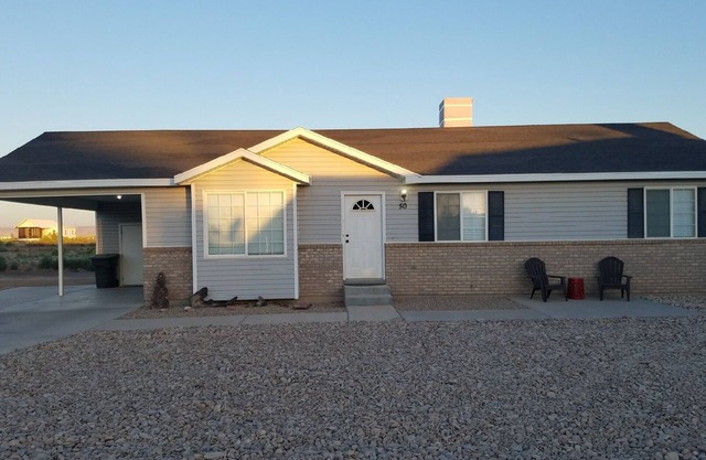 Bright Comfortable Home in Green River, UT