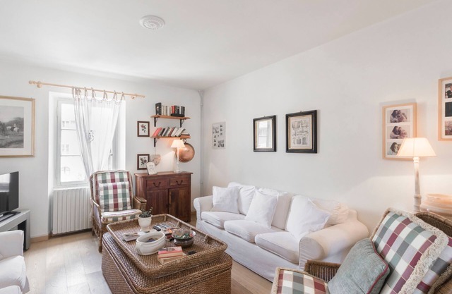 Bright country house with garden - Villa Botticelli