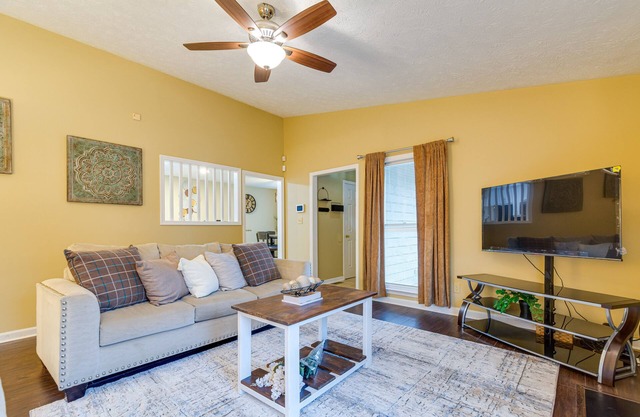 Bright Fayetteville Vacation Home w/ Fireplace!