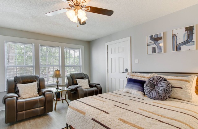 Bright Florence Vacation Rental Near Attractions!