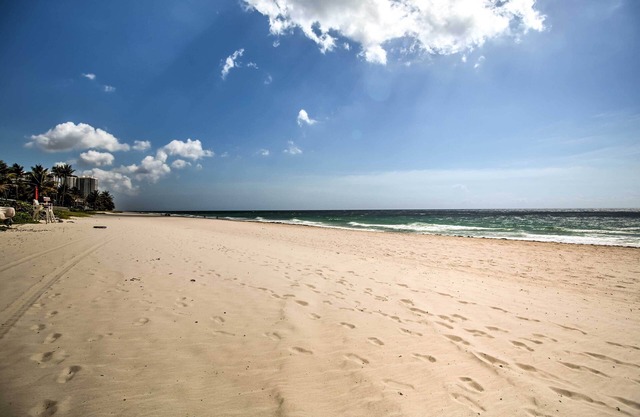 Bright Fort Lauderdale Beach Home w/ Private Pool!